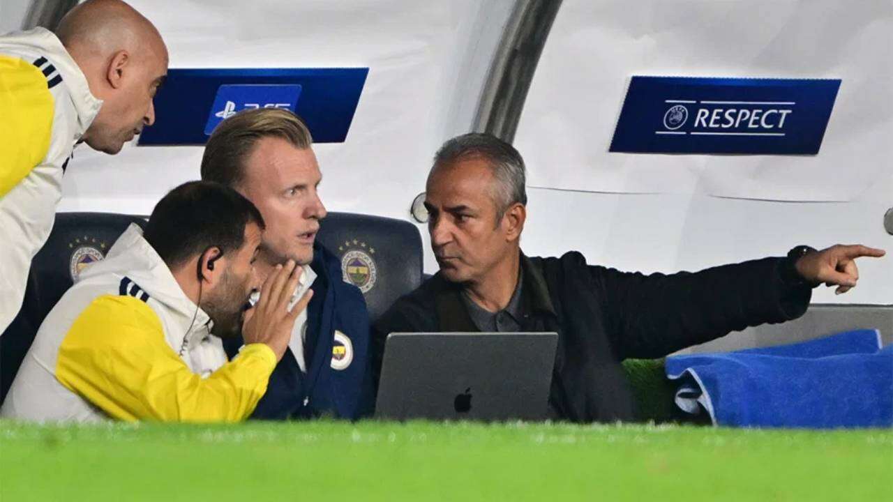 Fenerbahçe'de İsmail Kartal’ın kararı her şeyi bitirdi: 20 milyon euroya gidecekti, tek hamlede çöp oldu! 4